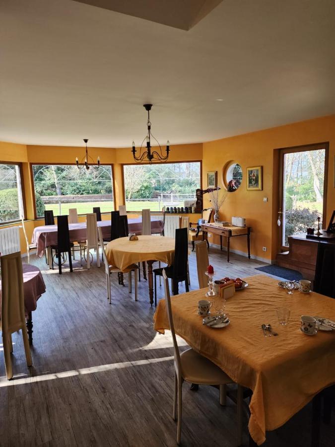 엉부와스 르 마누아 드 라 매죵 블랑쉬 B&B 외부 사진